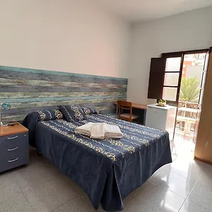  Apartment Central, Quiet And Comfortable Room, Breakfast Spanien
